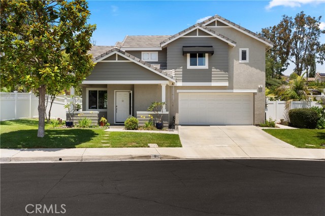 8 Chatri Circle, Lake Forest CA: https://media.crmls.org/medias/04107376-3f98-47b1-8788-3971a67743b0.jpg