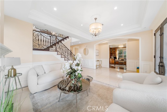 Detail Gallery Image 6 of 38 For 6138 Avon Ave, Temple City,  CA 91775 - 5 Beds | 6 Baths