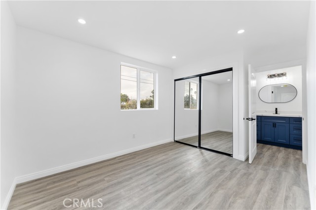 Detail Gallery Image 15 of 43 For 540 W 118th St, Los Angeles,  CA 90044 - 6 Beds | 5 Baths