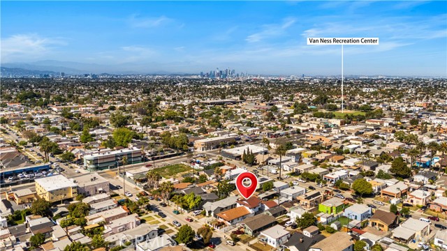 Detail Gallery Image 33 of 33 For 5832 6th Ave, Los Angeles,  CA 90043 - 5 Beds | 4/1 Baths