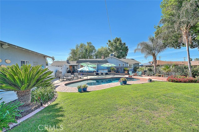 Detail Gallery Image 7 of 61 For 1429 Garretson, Corona,  CA 92879 - 4 Beds | 3 Baths