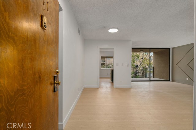 Detail Gallery Image 4 of 17 For 1115 Cordova St #211,  Pasadena,  CA 91106 - 1 Beds | 1 Baths
