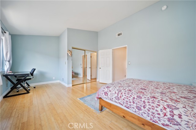 Detail Gallery Image 27 of 47 For 19950 Sherman Way Unit a a,  Winnetka,  CA 91306 - 3 Beds | 4 Baths