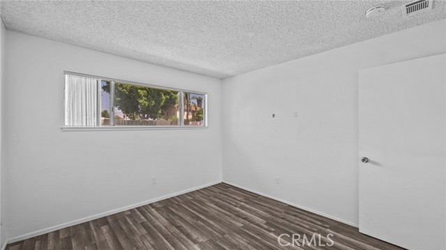 Detail Gallery Image 9 of 14 For 3568 20th St, Highland,  CA 92346 - 2 Beds | 1 Baths