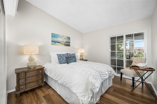 1621 Interlachen, Seal Beach CA: https://media.crmls.org/medias/0416cb50-62d1-45f0-b806-ff7f720d847f.jpg