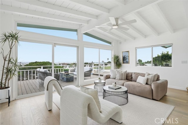 Detail Gallery Image 16 of 29 For 5519 Calle De Ricardo, Torrance,  CA 90505 - 4 Beds | 3 Baths