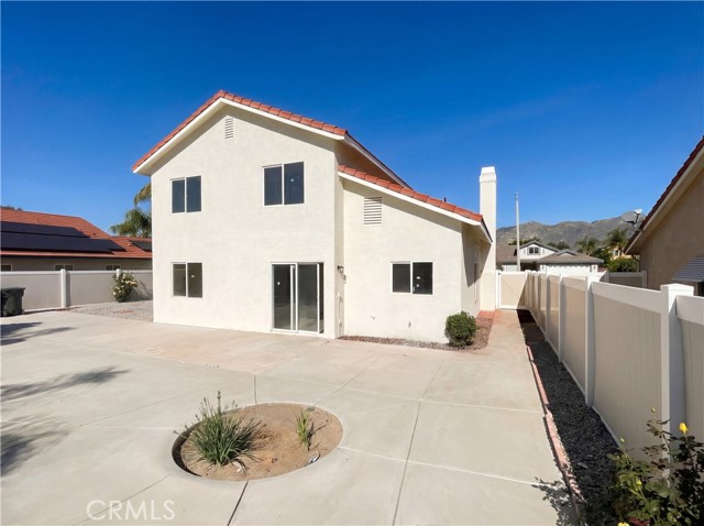 Detail Gallery Image 5 of 22 For 994 Reinhart St, San Jacinto,  CA 92583 - 4 Beds | 3 Baths