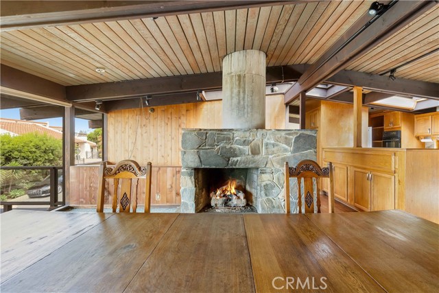 Detail Gallery Image 10 of 55 For 1969 San Remo Dr, Laguna Beach,  CA 92651 - 4 Beds | 3 Baths