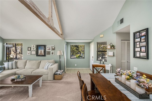 Detail Gallery Image 8 of 30 For 5744 E Creekside #37,  Orange,  CA 92869 - 1 Beds | 1 Baths