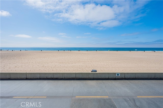 3410 The Strand, Hermosa Beach, California 90254, 3 Bedrooms Bedrooms, ,1 BathroomBathrooms,Residential,Sold,The Strand,IN22210805