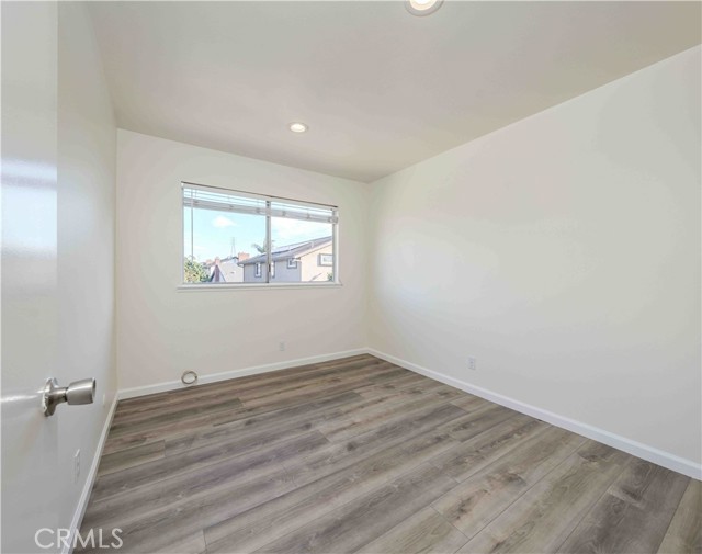 Detail Gallery Image 16 of 31 For 4 Carrol Ave, Irvine,  CA 92614 - 4 Beds | 2/1 Baths