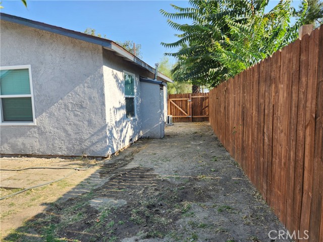 Detail Gallery Image 20 of 23 For 841 E H St, Colton,  CA 92324 - 2 Beds | 1 Baths