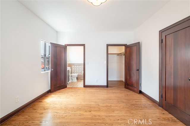 Detail Gallery Image 16 of 39 For 1949 N Catalina Street, –,  CA 90027 - 6 Beds | 5 Baths