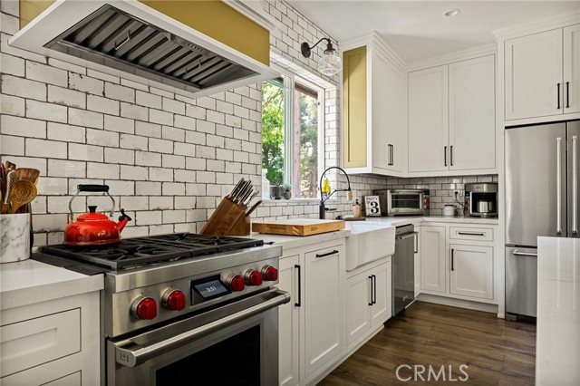 243 Manzanita Drive, Lake Arrowhead CA: https://media.crmls.org/medias/041ac72a-e11e-4610-8d4b-fa9817d9a74e.jpg