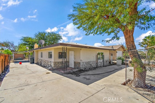 Detail Gallery Image 2 of 26 For 66229 4th St, Desert Hot Springs,  CA 92240 - 5 Beds | 3 Baths