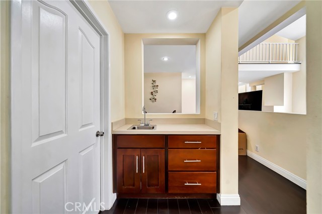 Detail Gallery Image 19 of 29 For 7317 Vassar Ave, Canoga Park,  CA 91303 - 3 Beds | 2/1 Baths