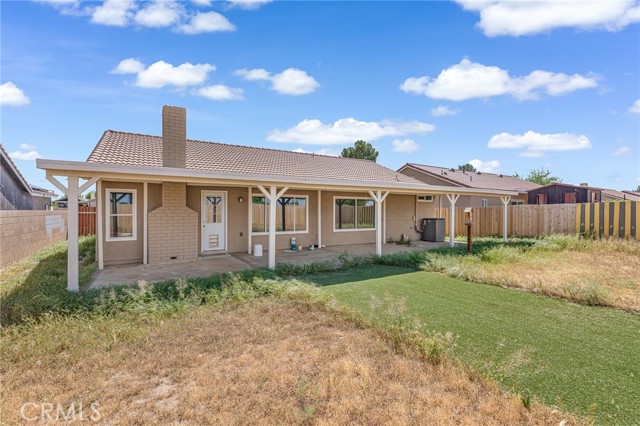 Detail Gallery Image 23 of 28 For 10878 Villa, Adelanto,  CA 92301 - 4 Beds | 2 Baths