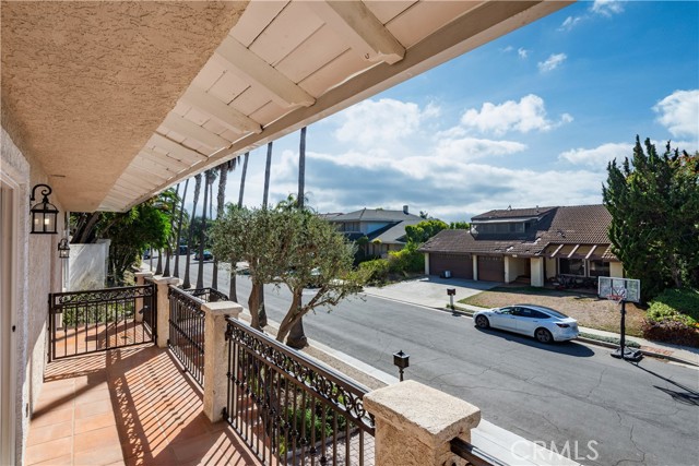 Detail Gallery Image 9 of 36 For 3554 Seaglen, Rancho Palos Verdes,  CA 90275 - 4 Beds | 2/1 Baths