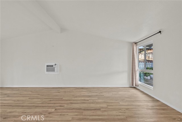 Detail Gallery Image 3 of 21 For 18851 Delight, Canyon Country,  CA 91351 - 3 Beds | 2 Baths