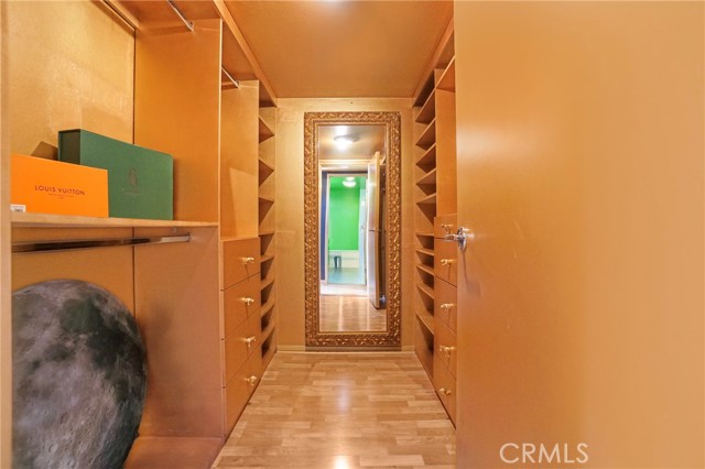 Detail Gallery Image 18 of 36 For 1129 Larrabee St #10,  West Hollywood,  CA 90069 - 2 Beds | 2 Baths