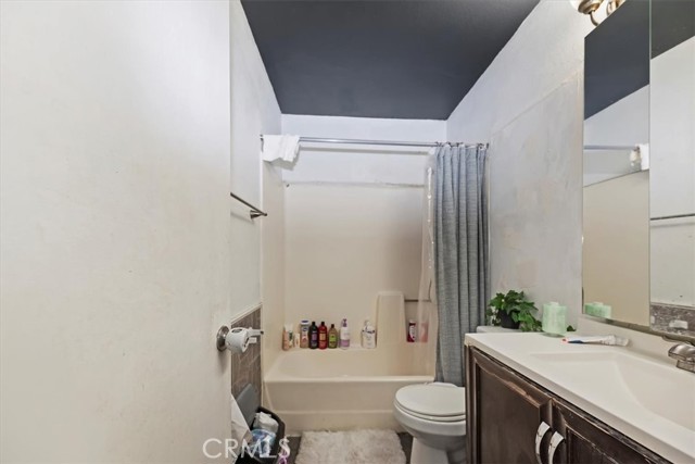 435 Leverett Avenue, La Puente CA: https://media.crmls.org/medias/041e79f5-6365-41d1-a0c5-8ad124d4d4a3.jpg