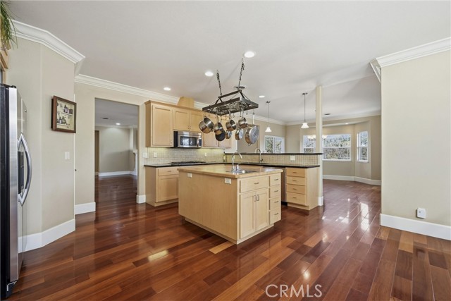 Detail Gallery Image 9 of 46 For 19438 Donkey Hill, Hidden Valley Lake,  CA 95467 - 4 Beds | 3/1 Baths