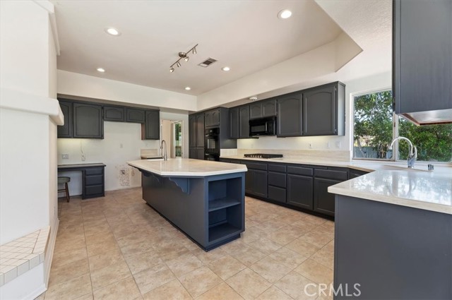 22711 Pebblestone Drive, Nuevo CA: https://media.crmls.org/medias/0420055e-6509-478d-9c47-dbcb1d6a4dd6.jpg