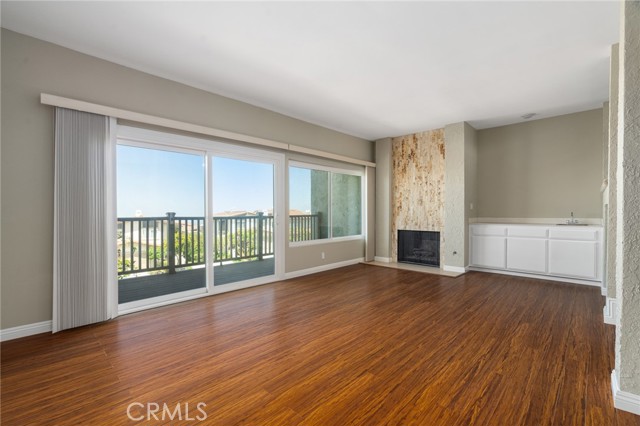21 Hilltop Circle, Rancho Palos Verdes CA: https://media.crmls.org/medias/04202491-a5ce-4318-9679-8685767a1d0b.jpg