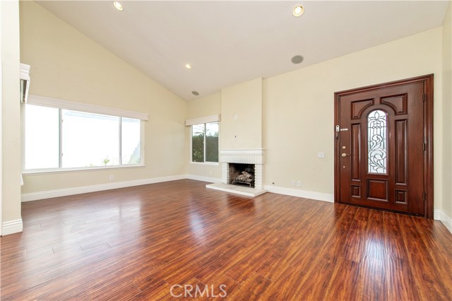 Detail Gallery Image 3 of 18 For 4351 Pioneer St, Irvine,  CA 92604 - 5 Beds | 3 Baths