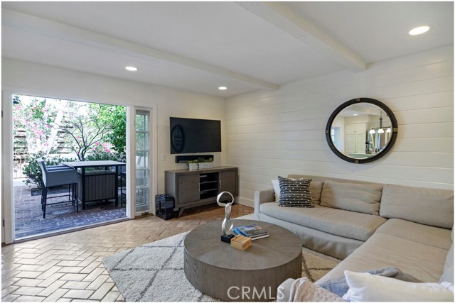 Detail Gallery Image 14 of 37 For 23281 Pompeii Dr, Dana Point,  CA 92629 - 3 Beds | 2/1 Baths