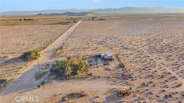 Detail Gallery Image 13 of 16 For 38920 Kathy Ln, Newberry Springs,  CA 92365 - 2 Beds | 1 Baths