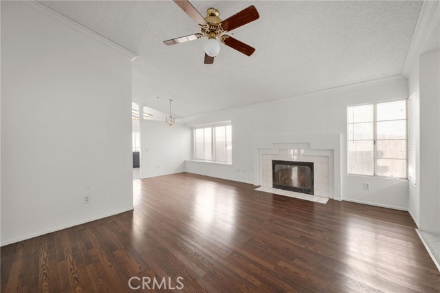 Detail Gallery Image 7 of 29 For 11864 Perlita, Fontana,  CA 92337 - 3 Beds | 2 Baths