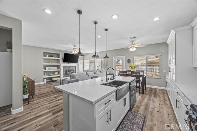 Detail Gallery Image 9 of 52 For 1251 Stepstone Ct, Hemet,  CA 92545 - 5 Beds | 3 Baths