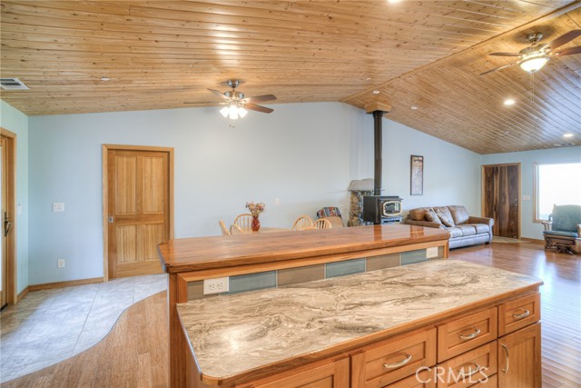 Detail Gallery Image 19 of 69 For 22435 Old Hwy 99, Weed,  CA 96094 - 3 Beds | 2 Baths
