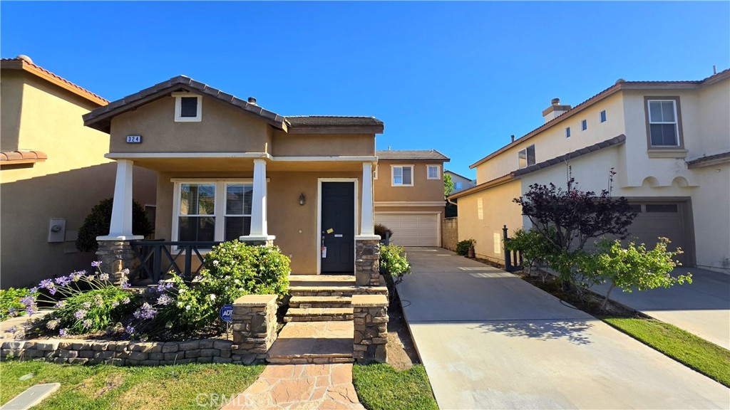 324 Lydia Lane