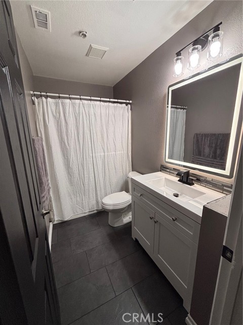 Detail Gallery Image 14 of 15 For 16251 Abedul, Moreno Valley,  CA 92551 - 3 Beds | 2 Baths