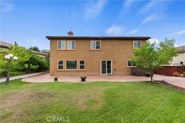 16183 Village Meadow Drive, Riverside CA: https://media.crmls.org/medias/042325e3-d956-496e-ab60-7a679ca2b6b7.jpg