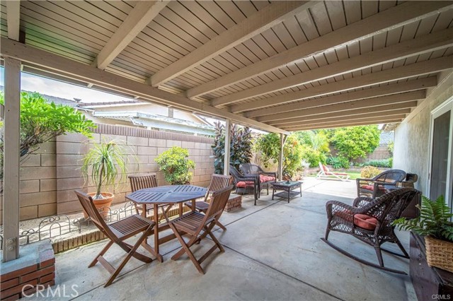 Detail Gallery Image 14 of 19 For 2208 E Linfield, Glendora,  CA 91740 - 4 Beds | 2 Baths