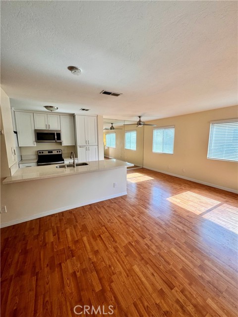 Image 3 of 13 For 8845 Mission Greens Road 2