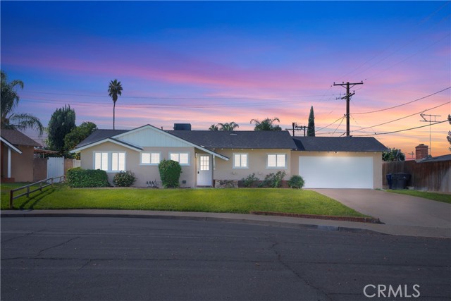 Front Image Thumbnail for CRIV25256679