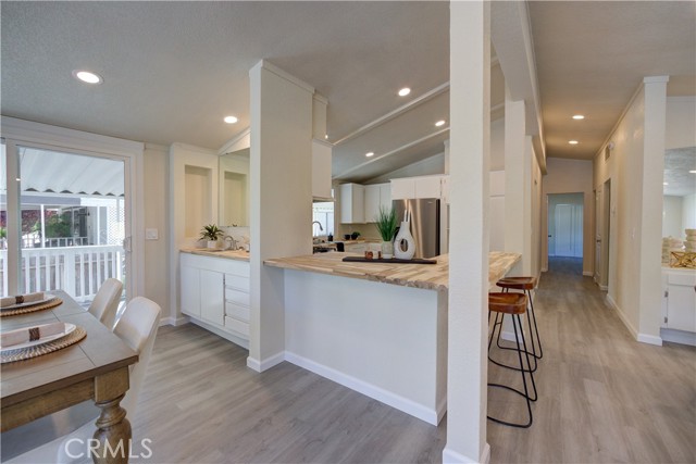 37 Via Santa Barbara, Paso Robles CA: https://media.crmls.org/medias/0427360e-ccbf-4c40-83e5-b0204fd0276e.jpg