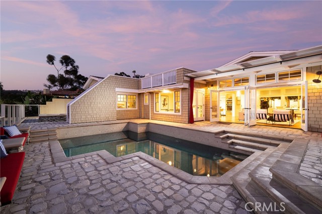 633 Rockford Road, Corona del Mar CA: https://media.crmls.org/medias/042818f2-71d7-436d-a894-703ee6e84396.jpg