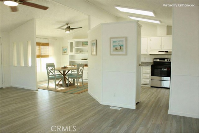 Detail Gallery Image 6 of 31 For 12980 Island Dr, Clearlake Oaks,  CA 95423 - 2 Beds | 2 Baths