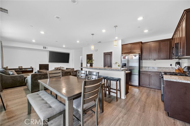 17689 Cornsilk Lane, San Bernardino CA: https://media.crmls.org/medias/04299800-ffe1-4619-b5af-61332979c1e9.jpg