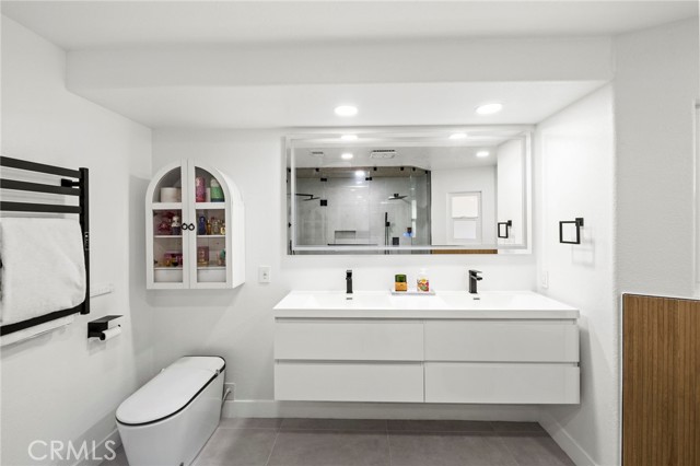 Detail Gallery Image 31 of 67 For 22731 Canyon Lake Dr, Canyon Lake,  CA 92587 - 4 Beds | 4 Baths