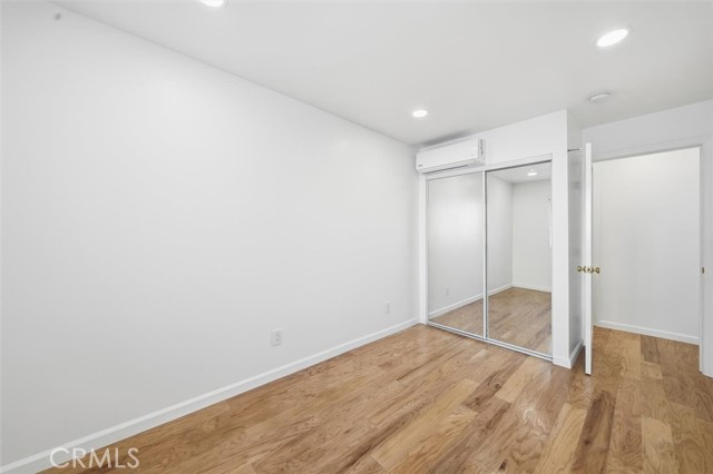 Detail Gallery Image 8 of 17 For 220 39th a,  Manhattan Beach,  CA 90266 - 1 Beds | 1 Baths