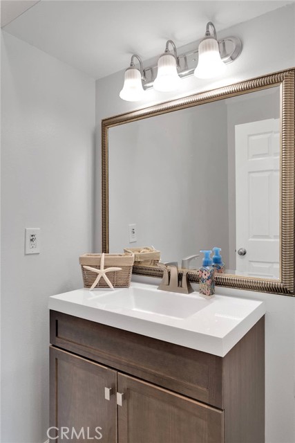 Detail Gallery Image 25 of 60 For 1048 Gladstone St, La Verne,  CA 91750 - 5 Beds | 4/1 Baths