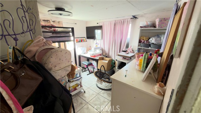 17515 Salais Street photo 15