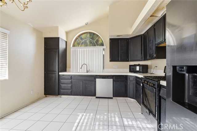 4 Bed Home for Sale in Palmdale, California
