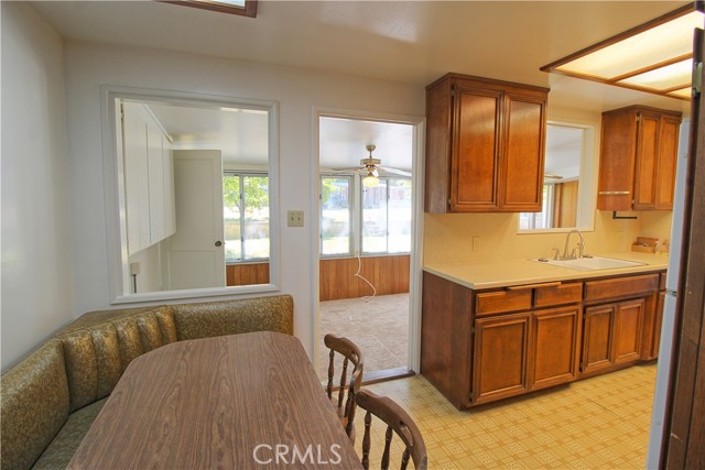 Detail Gallery Image 7 of 17 For 11837 California St, Yucaipa,  CA 92399 - 2 Beds | 2 Baths